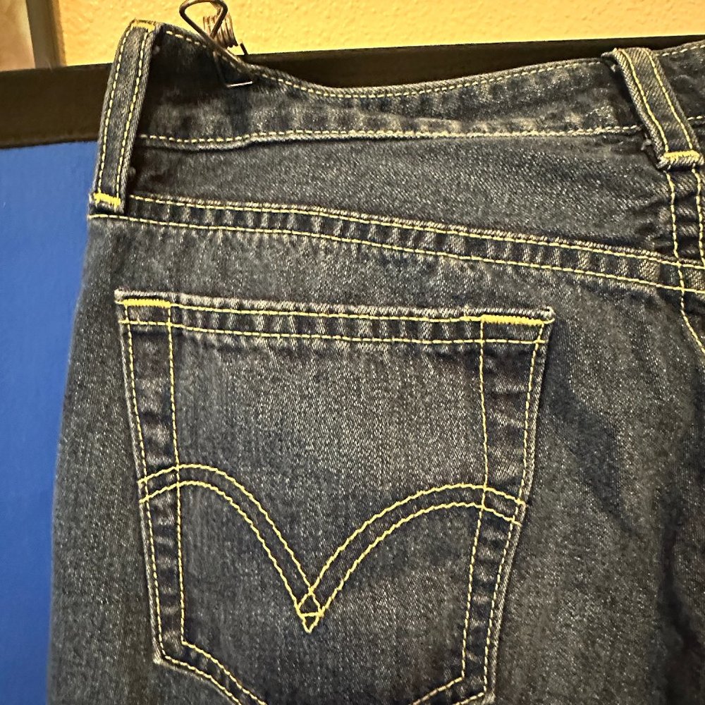 LEVI'S 518 SUPERLOW JEANS 7JR 30 IN INSEAM